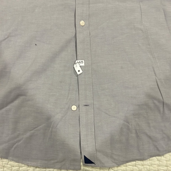 Untuckit collarless or band collar button down shirt - Picture 3 of 4